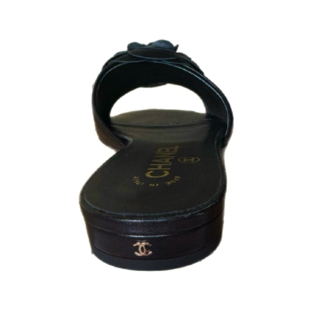 🆕💞CHANEL Black Lambskin Camellia Flower Sandals Mules CC Logo Gold-Tone HW 37C - Picture 7 of 12